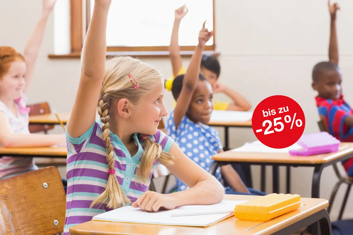 Kinder melden sich im Unterricht, Hinweis oben rechts "bis zu 25% Rabatt"