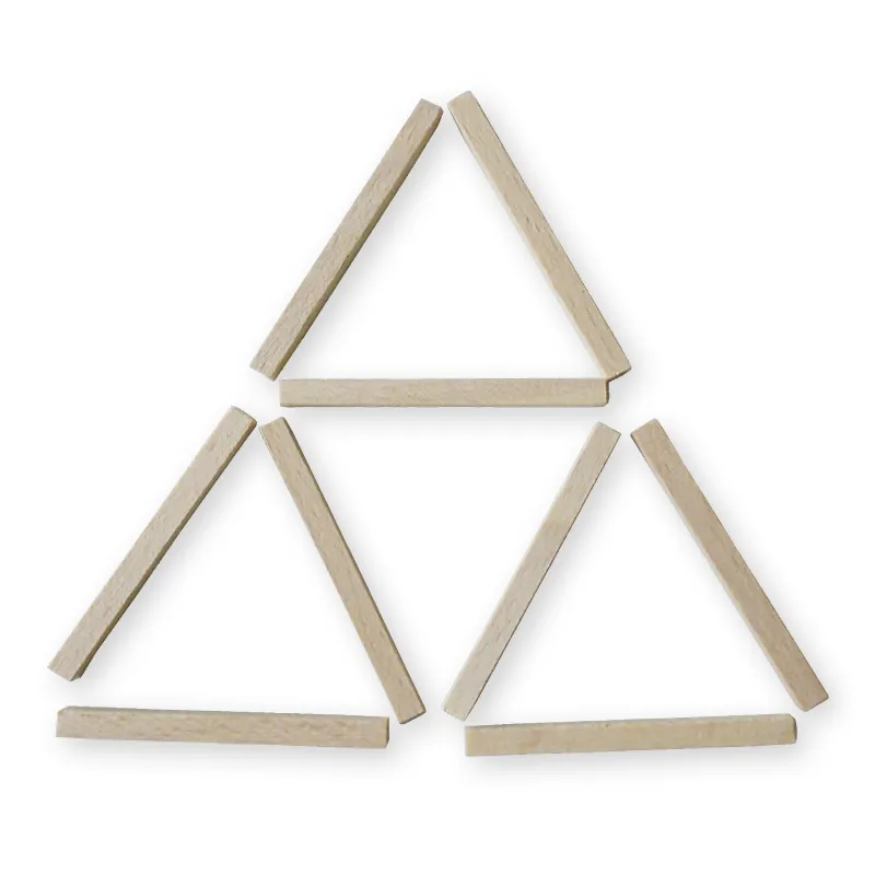 Holz-Stäbchen-Spiel im Etui