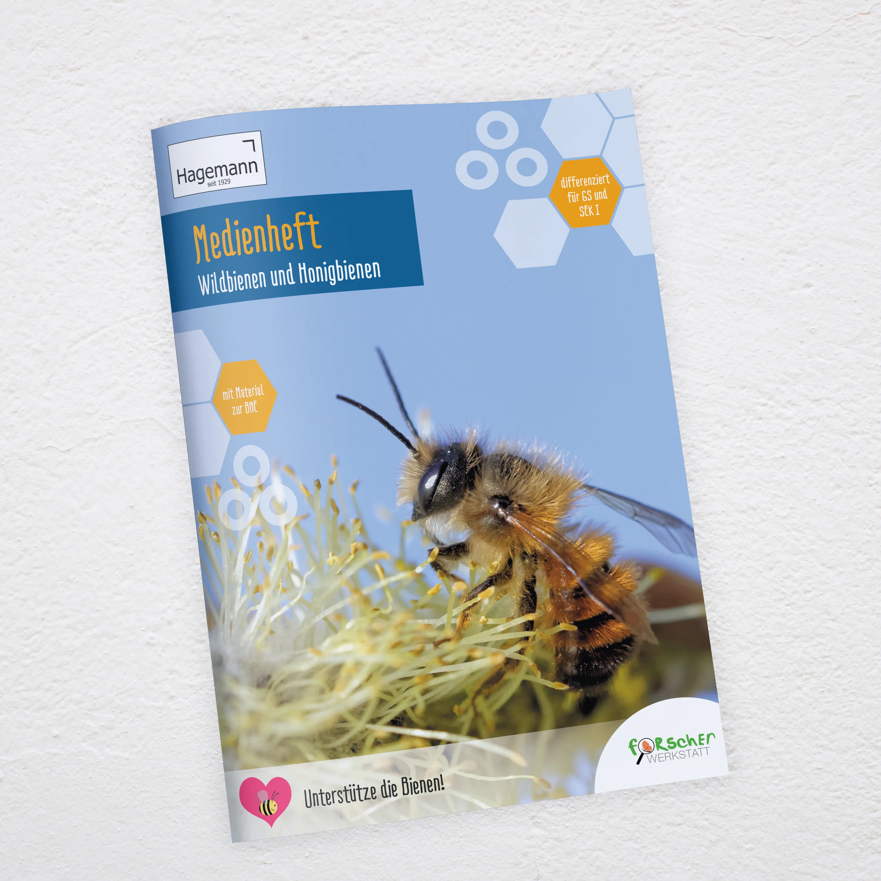 Medienheft "Wild- und Honigbienen", 44 Seiten