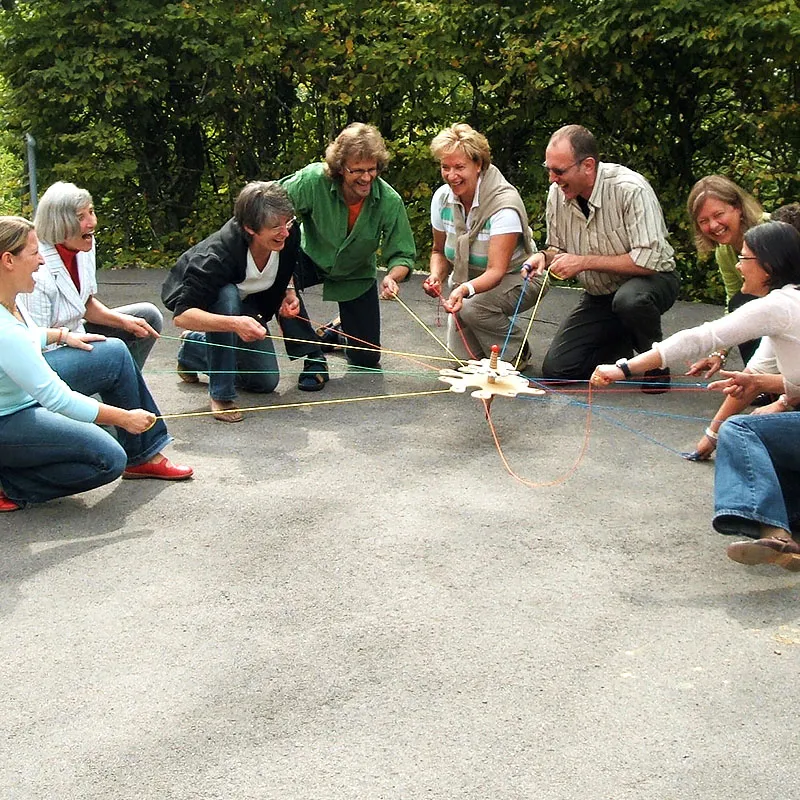 Strippenzieher XXL aus Holz, 22-tlg.