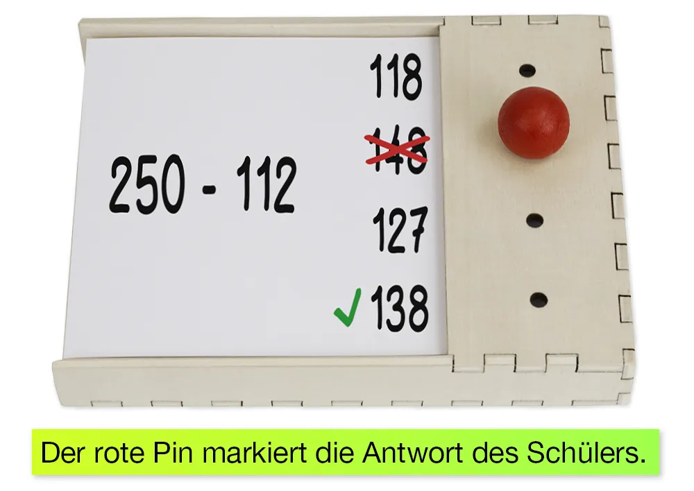 Holzcomputer fertig verleimt, mit Holzstift