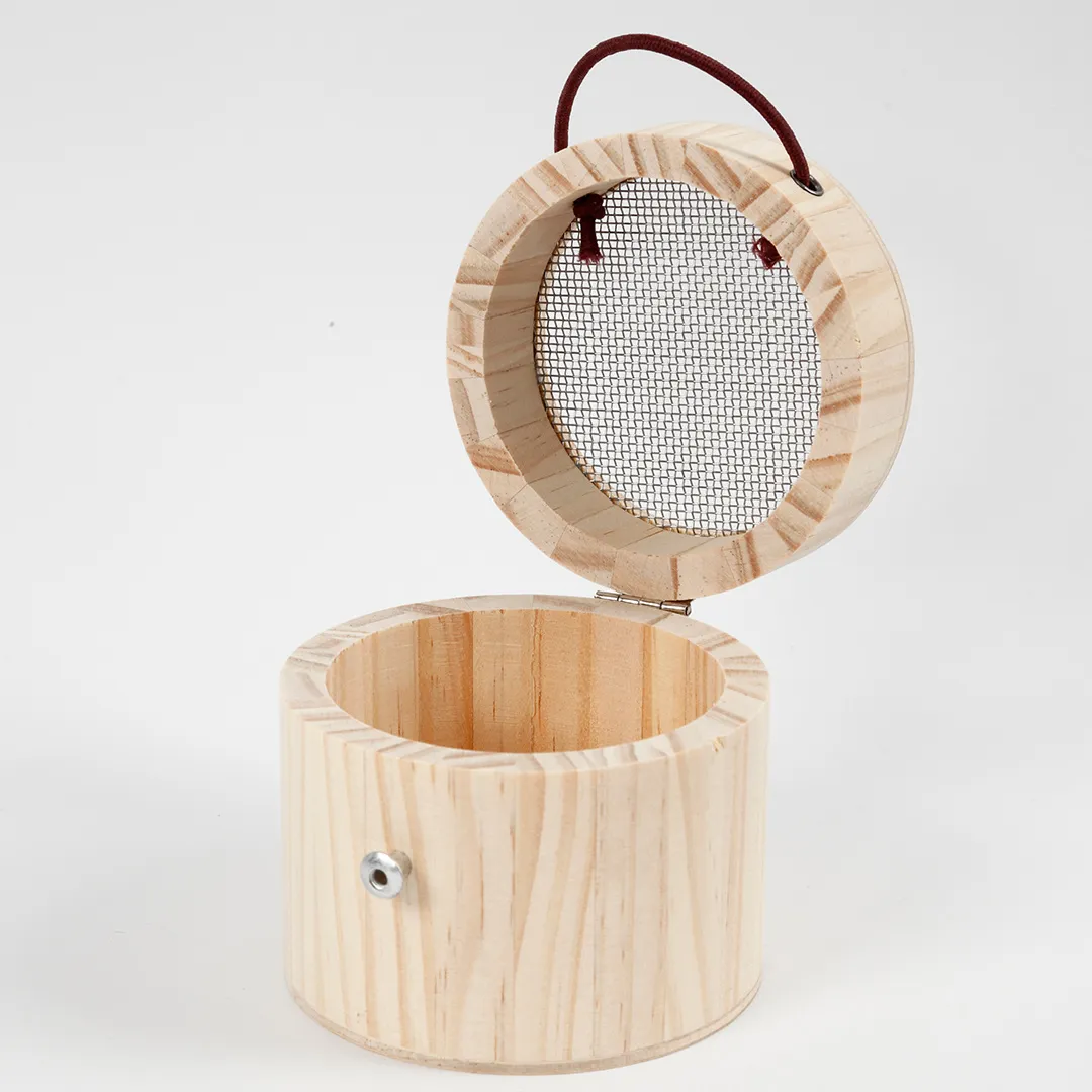 Insekten-Beobachtungsbecher, aus Holz