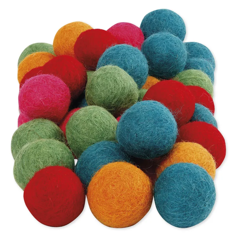 Filz-Kugeln 2 cm ø, 64 Stück