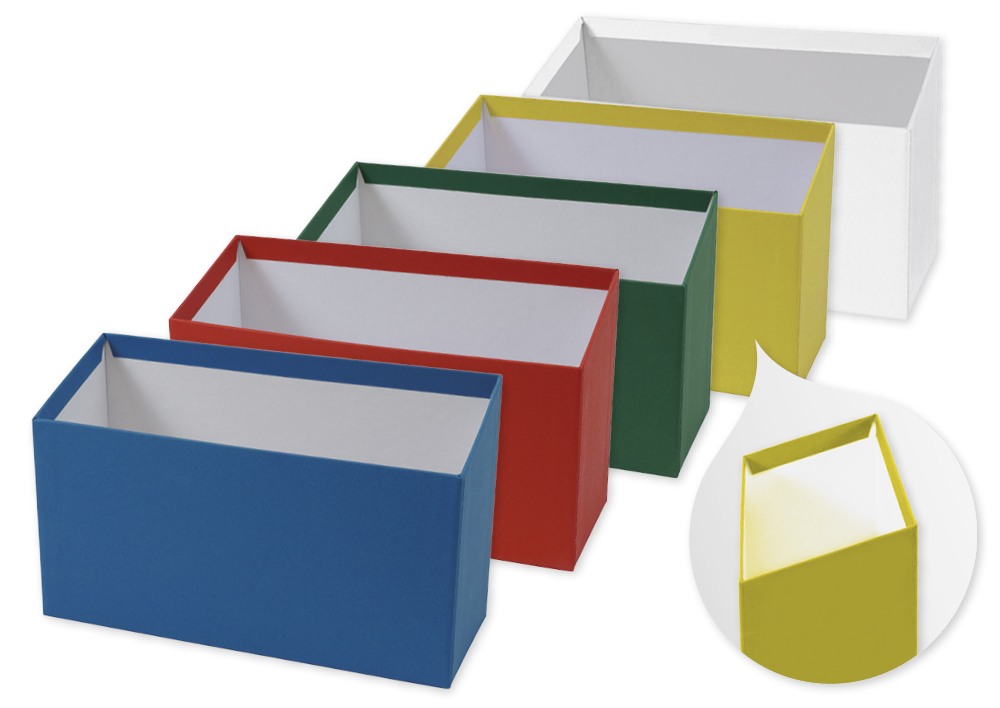 Pudełko kartonowe formatu A6, pochylone do przodu