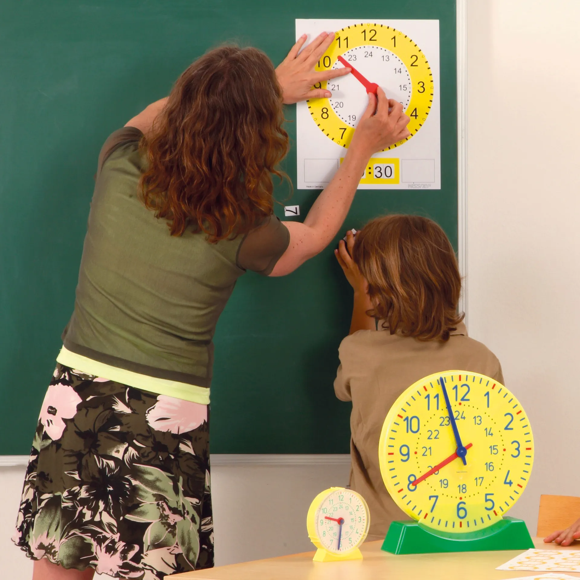 Magnet-Tafel-Uhr "Analog/Digital" Magnet-Tafel-Uhr "Analog/Digital"