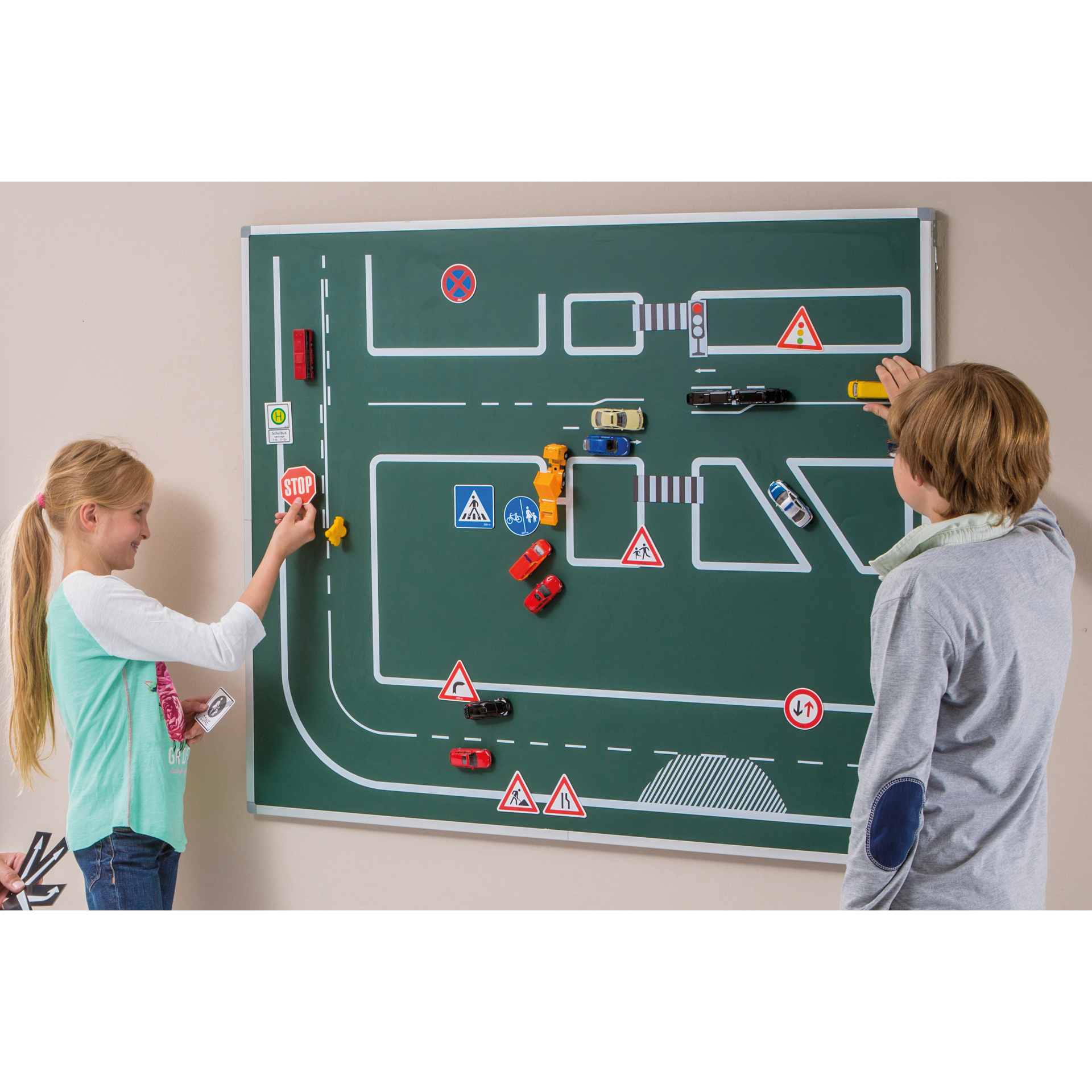 Trafikskyltar, 64 st., magnetiska