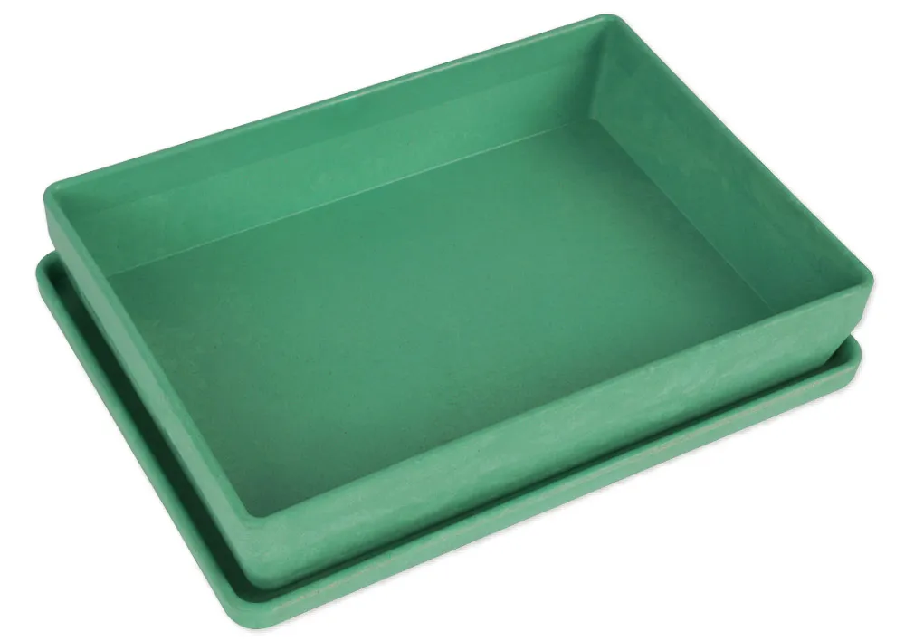 Stapellåda med lock, tillverkad av RE-Wood