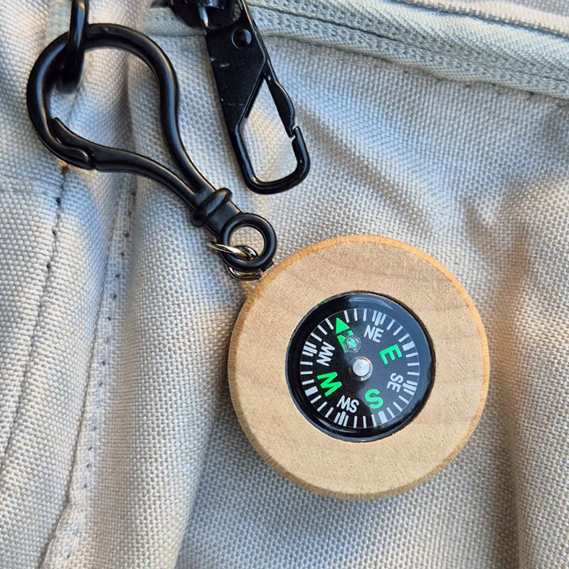 Kompass aus Holz, 45 mm ø, 1 Stück