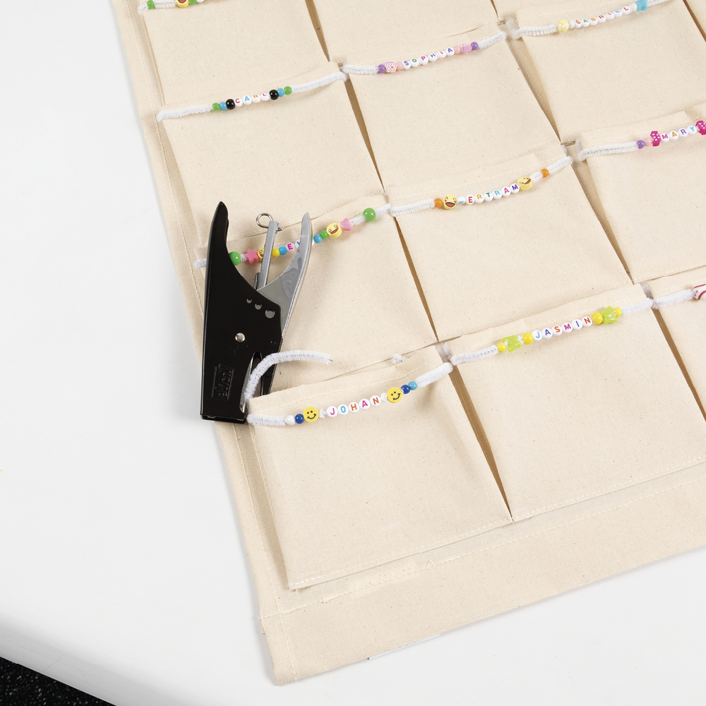 Material-Taschen-Vorhang aus Canvas, 24 Taschen, 93x60 cm Material-Taschen-Vorhang aus Canvas, 24 Taschen, 93x60 cm