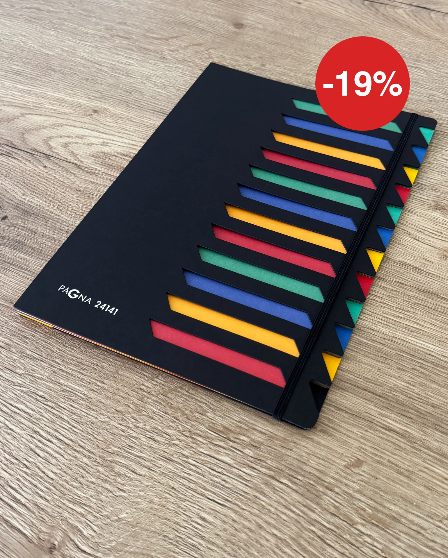 Eine schwarze Fächermappe mit bunten Registern