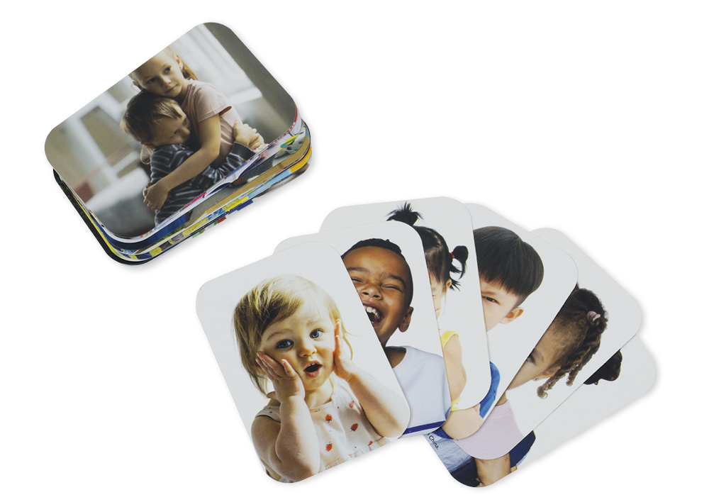 Set figurine cu fețe cu emoții, în culori asortate, 54 de piese, în cutie Set figurine cu fețe cu emoții, în culori asortate, 54 de piese, în cutie