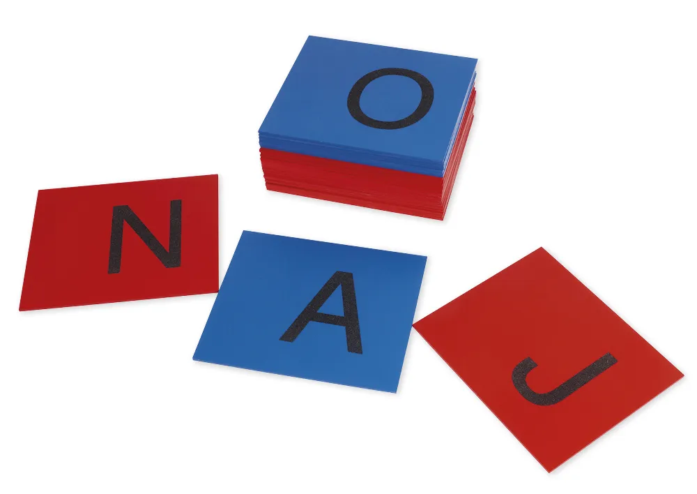 Sandpappersbokstäver, stora bokstäver, i trälåda "Montessori Premium"