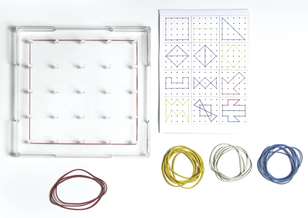 Geometriskiva - ensidig (5x5 pinnar), 15x15 cm, transparent