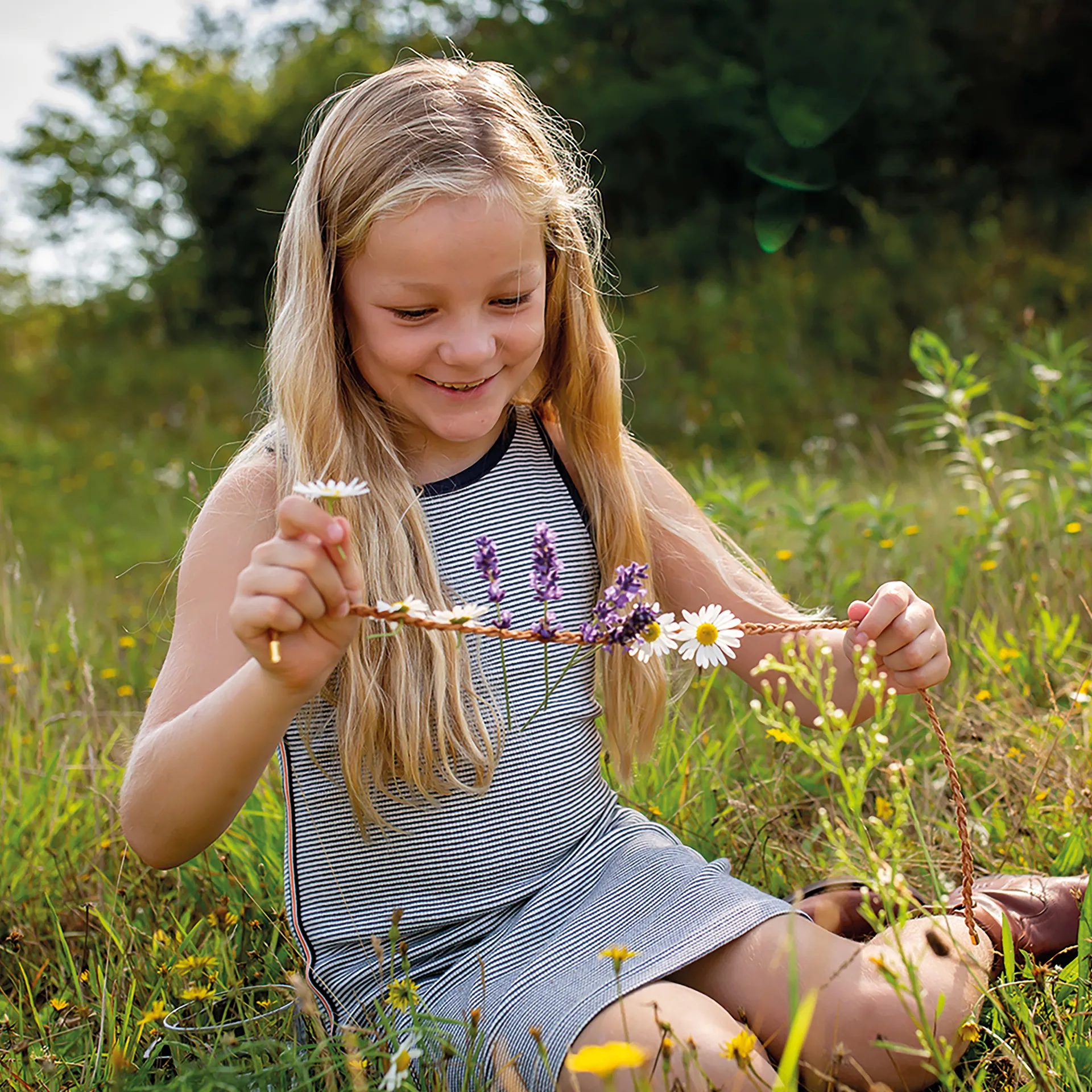 Halskette für Blumen aus Leder, 62 cm