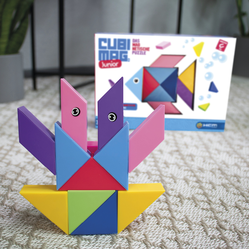 Puzzle "Cubi Mag", magnetisch, 13-tlg. Puzzle "Cubi Mag", magnetisch, 13-tlg.