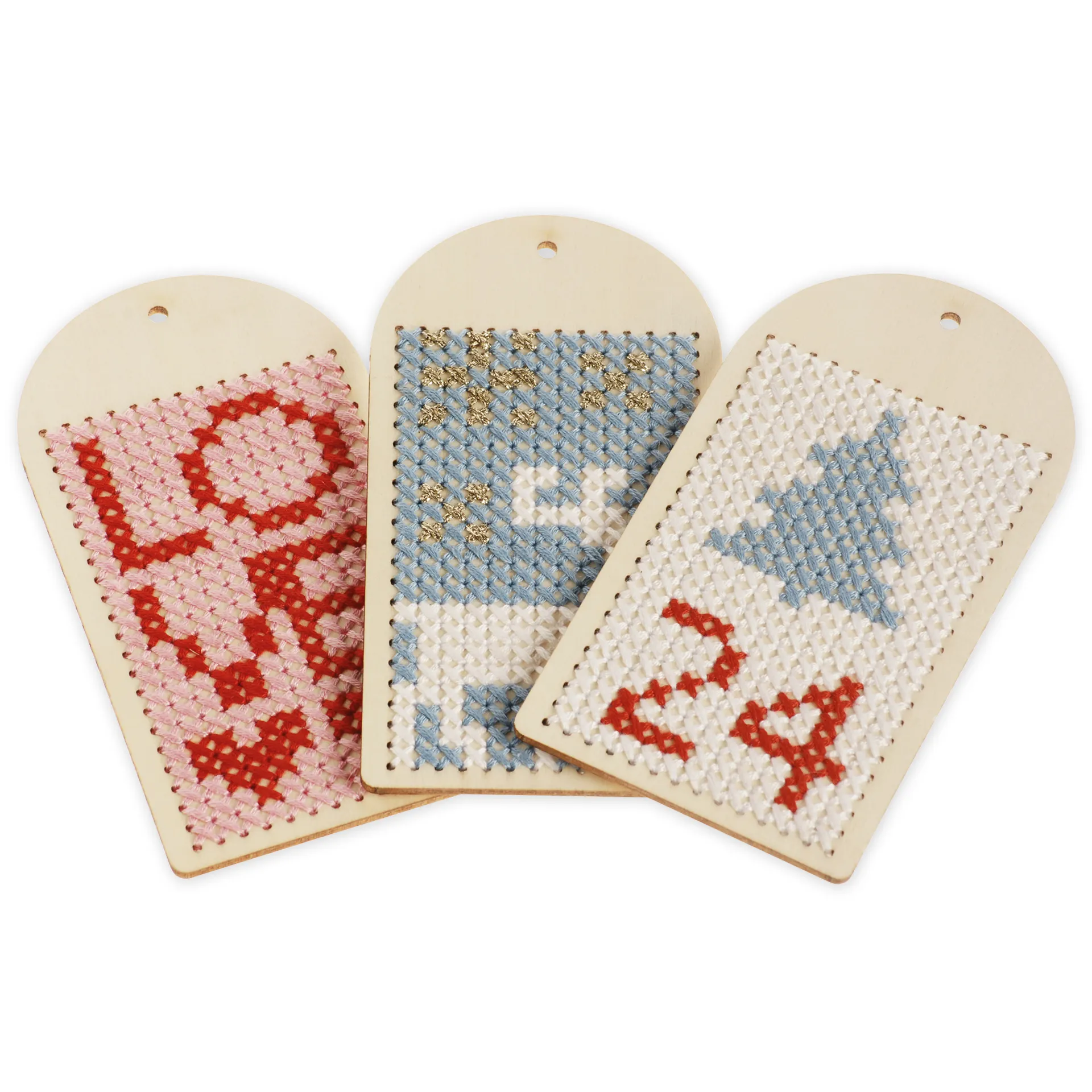 Holzanhänger zum Besticken, 6 Stück