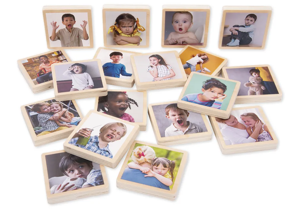 Houten plankjes "Emoties", 18 delig