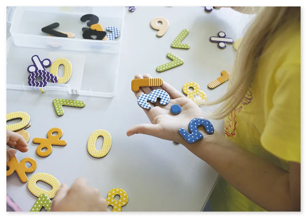 Magnet-Ziffern in Box, ca. 45x45 mm, 90-tlg.