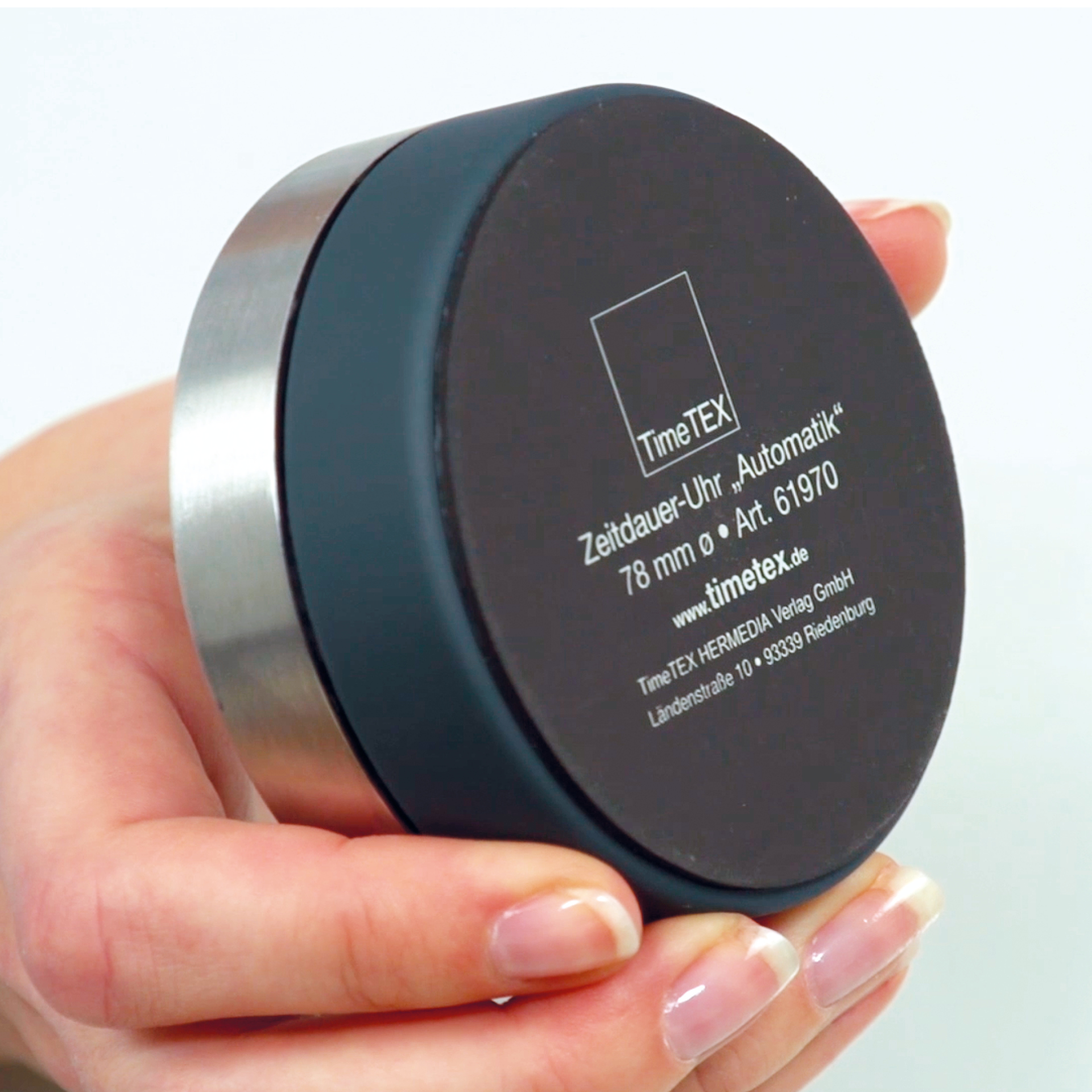 „Automatyczny” kompaktowy timer z magnesem