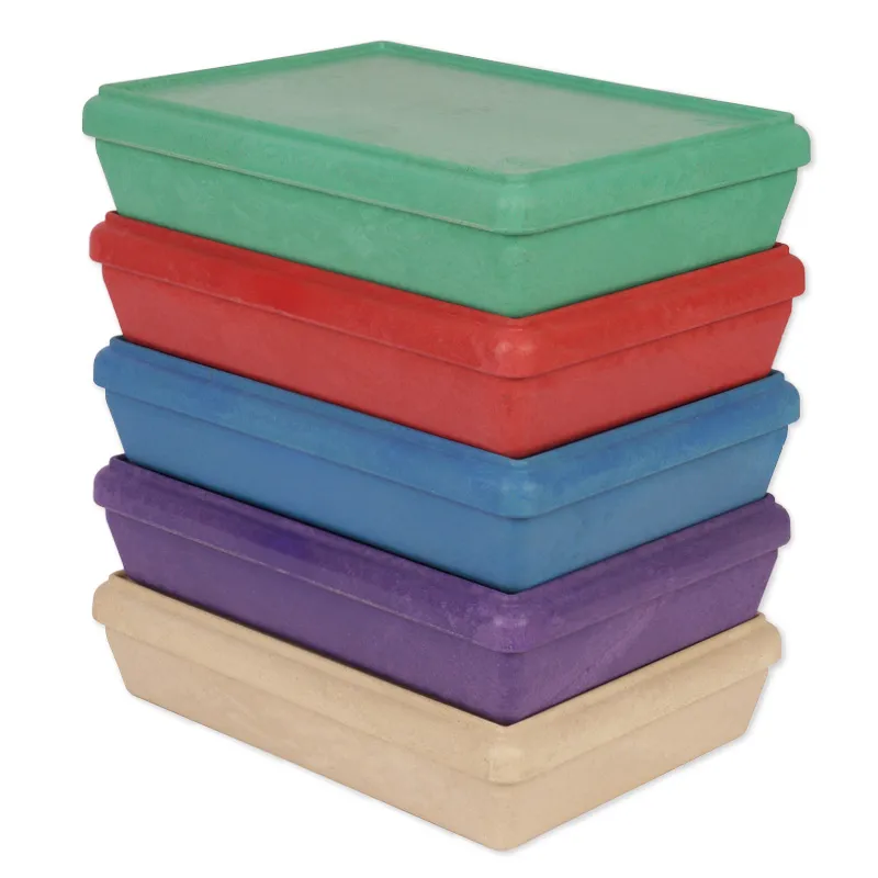 Stapellåda med lock, tillverkad av RE-Wood