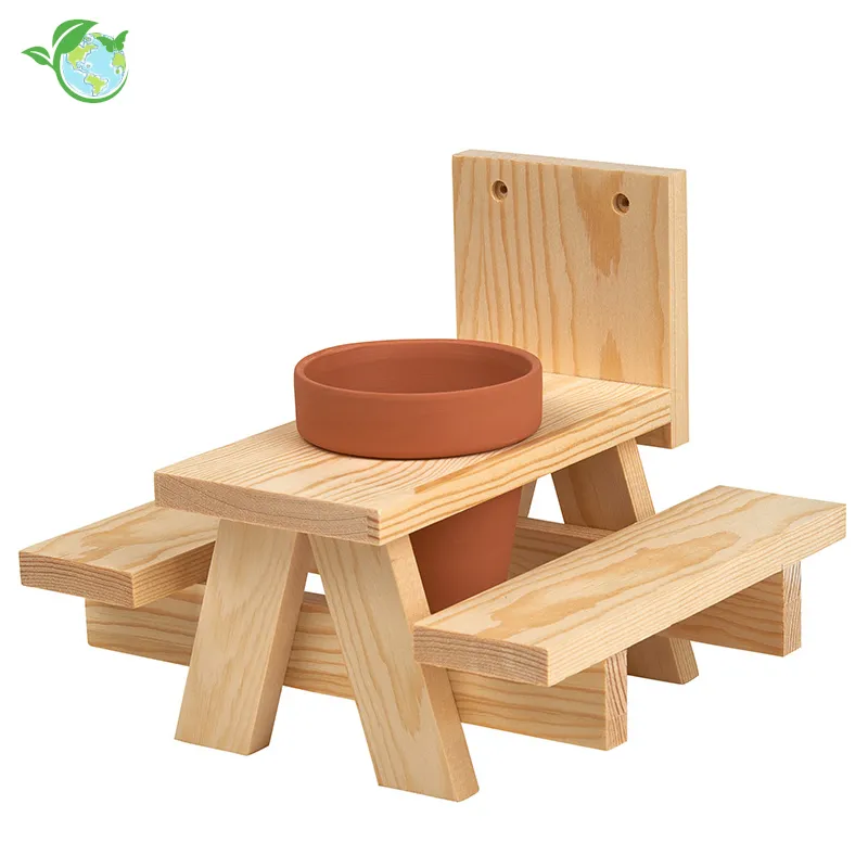 Bastelset "Picknick-Tisch für Eichhörnchen", 4-tlg.