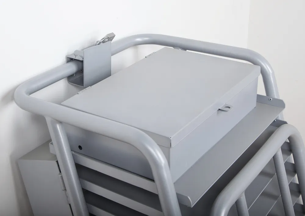 Laptop- und Tablet-Stahlwagen, 14 Fachböden