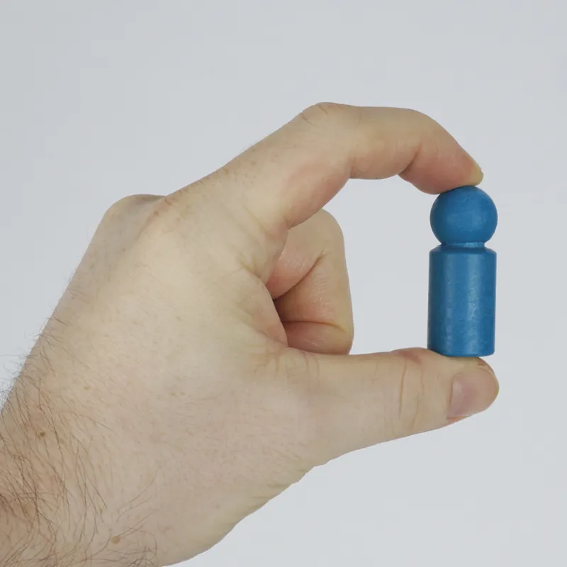 Satz Spielfiguren aus RE-Wood, farbig sortiert, 45 mm, 24 Stück