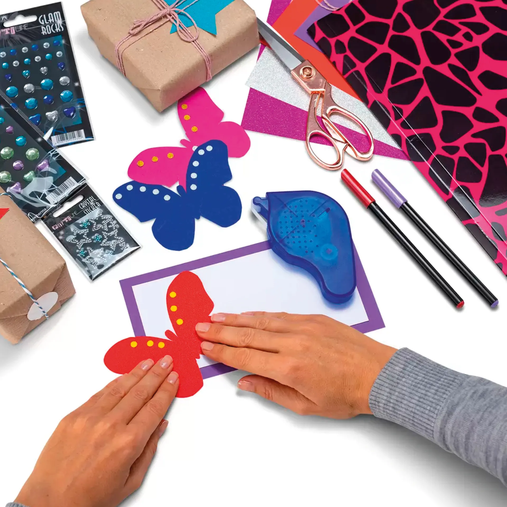 Lijmroller in dispenser, non-permanent, 15m / 9 mm