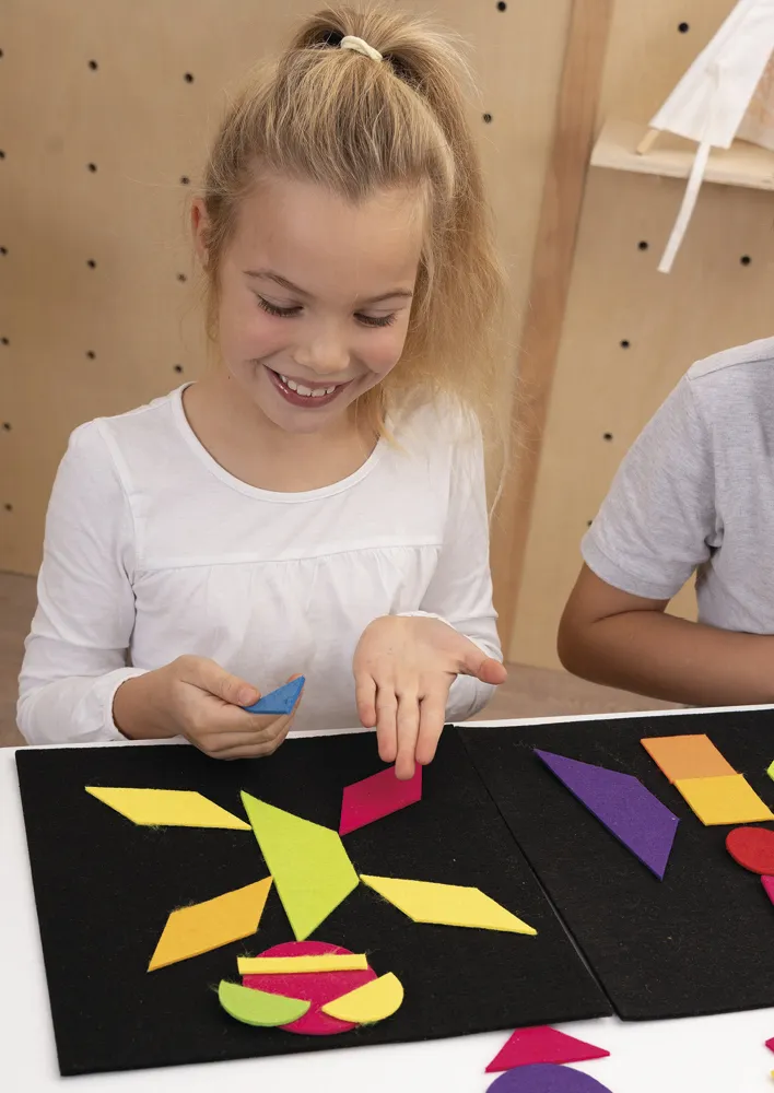 Geometrische Flächen aus Filz, 196-tlg.