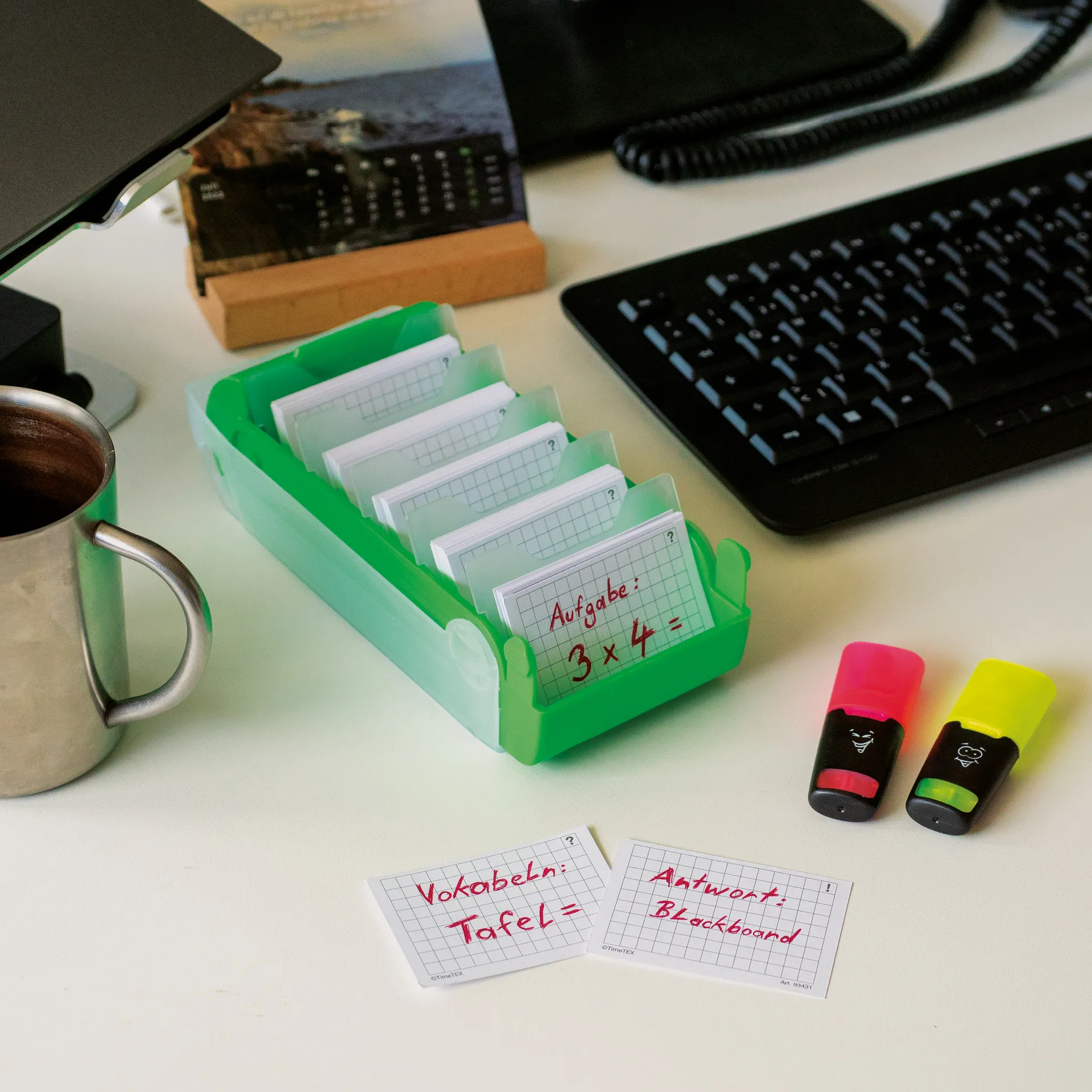 A8 kortelių susidėjimo dėžutė, plastikinė (be korttelių)