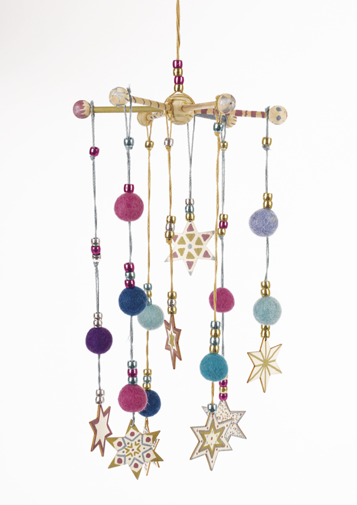 Étoiles en bois à accrocher, 24 pièces Étoiles en bois à accrocher, 24 pièces