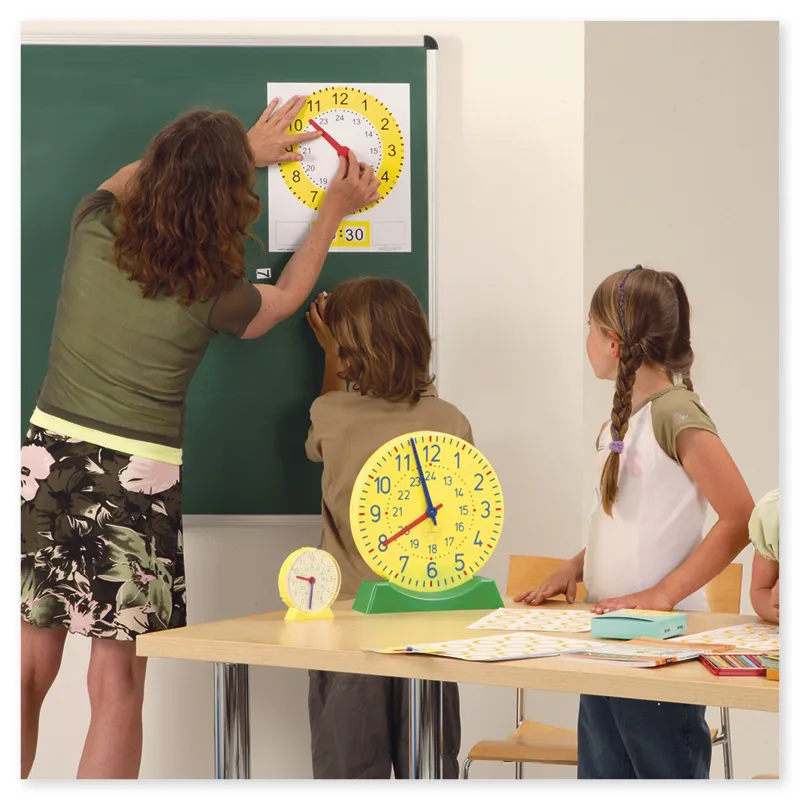 Demo-Lern-Uhr mit Standfuss, 1-24, 27 cm ø