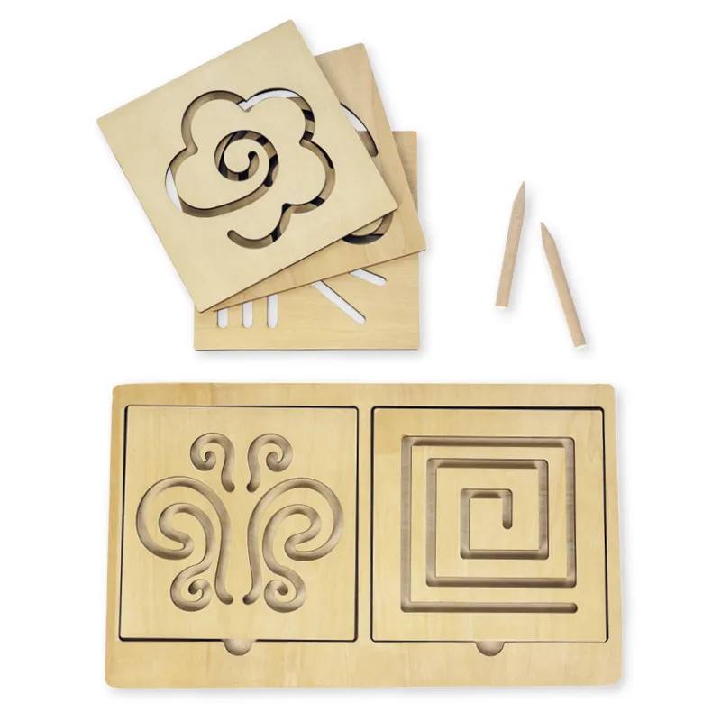 Uppsättning av svängträningsschabloner med ram och penna, 7 delar, i en trälåda