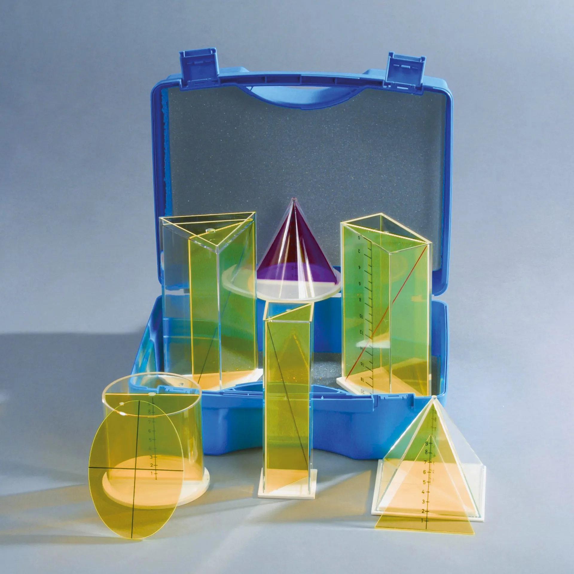 Geometrische lichamen met uitneembare doorsneden in koffer, 6-delig