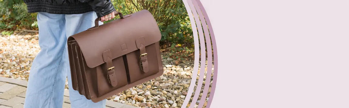 Büchertasche aus dunkelbraunen Leder von der Marke TimeTEX