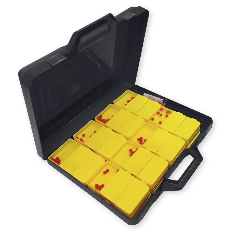 Skaklåda klass set gul, 24 stycken i ett fodral