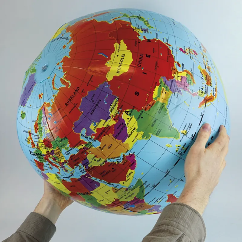 Globus-Ball XXL, Beschriftung deutsch, ca. 50 cm ø