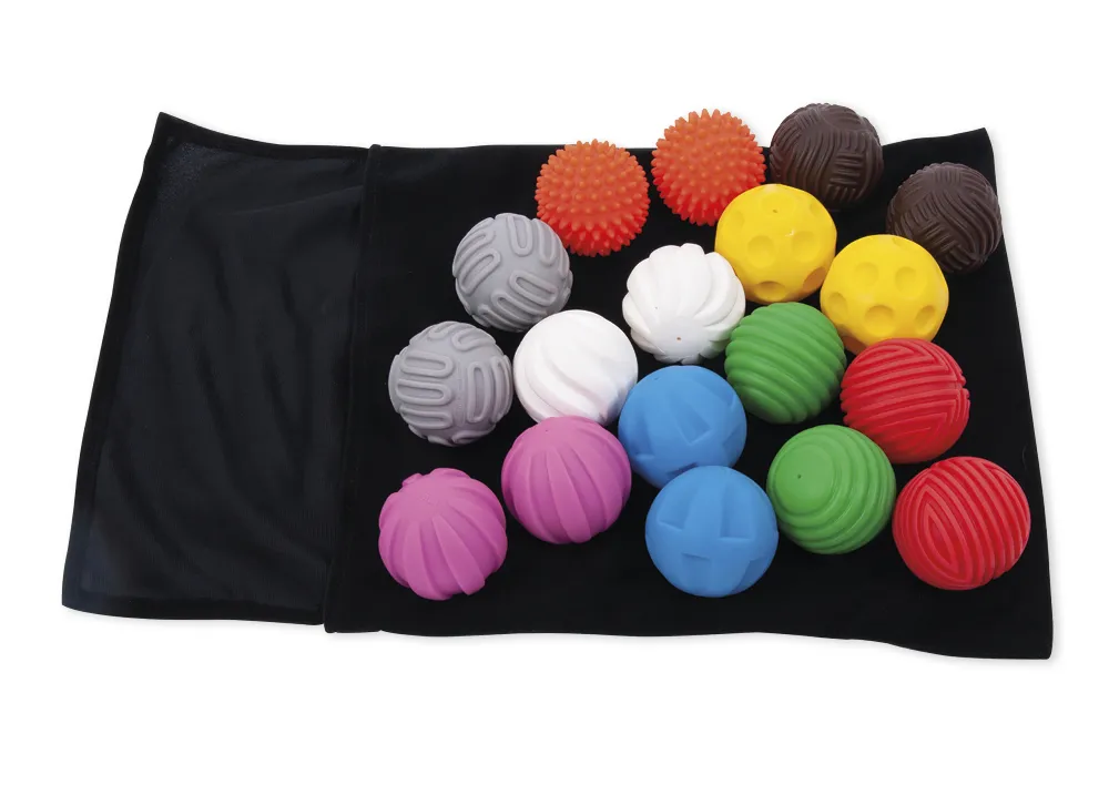 Ett par taktila bollar, 19 st.