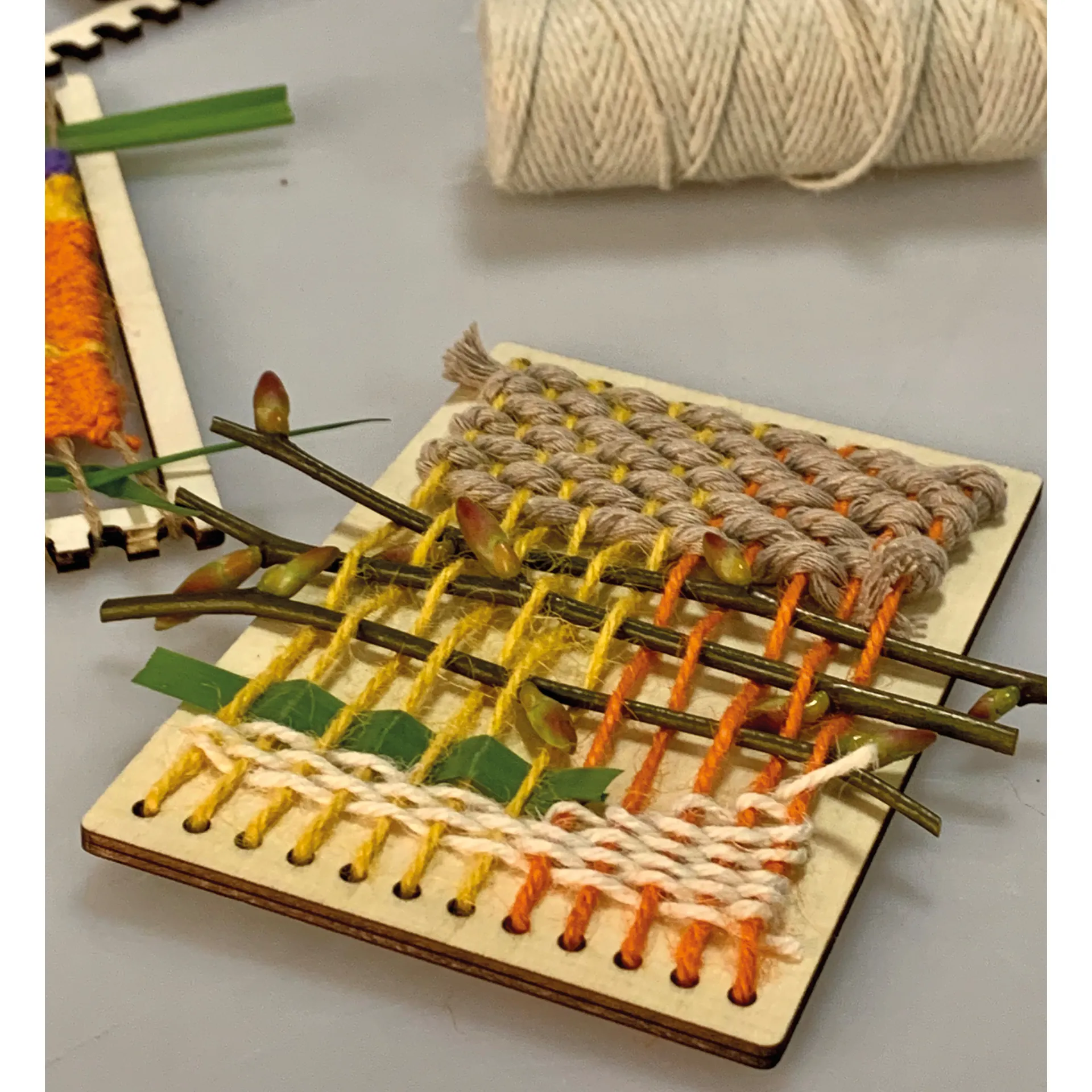 Web- und Fädelrahmen aus Holz, 8-tlg.