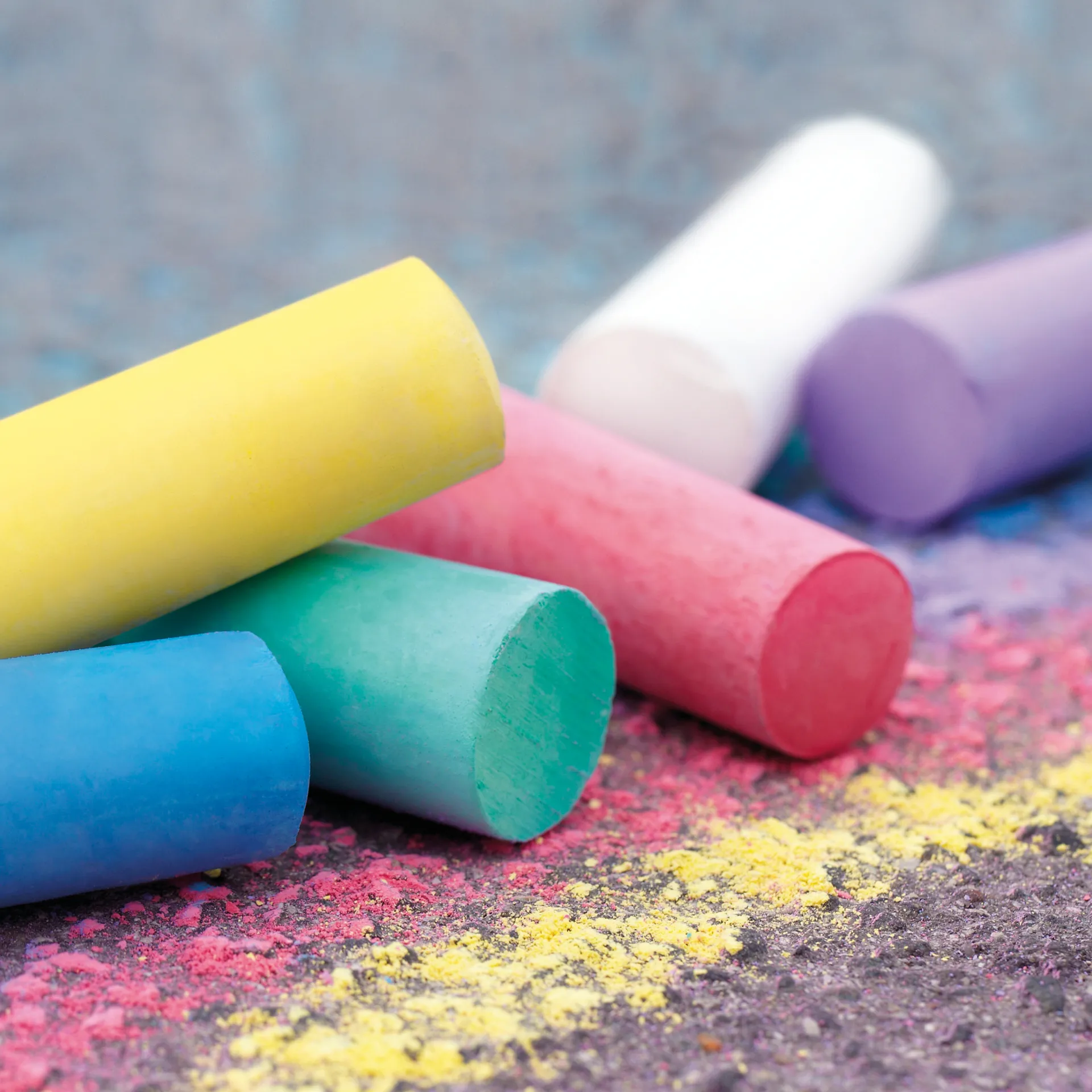 Eberhard Faber Straßen-Malkreide, 100 Stück im Eimer