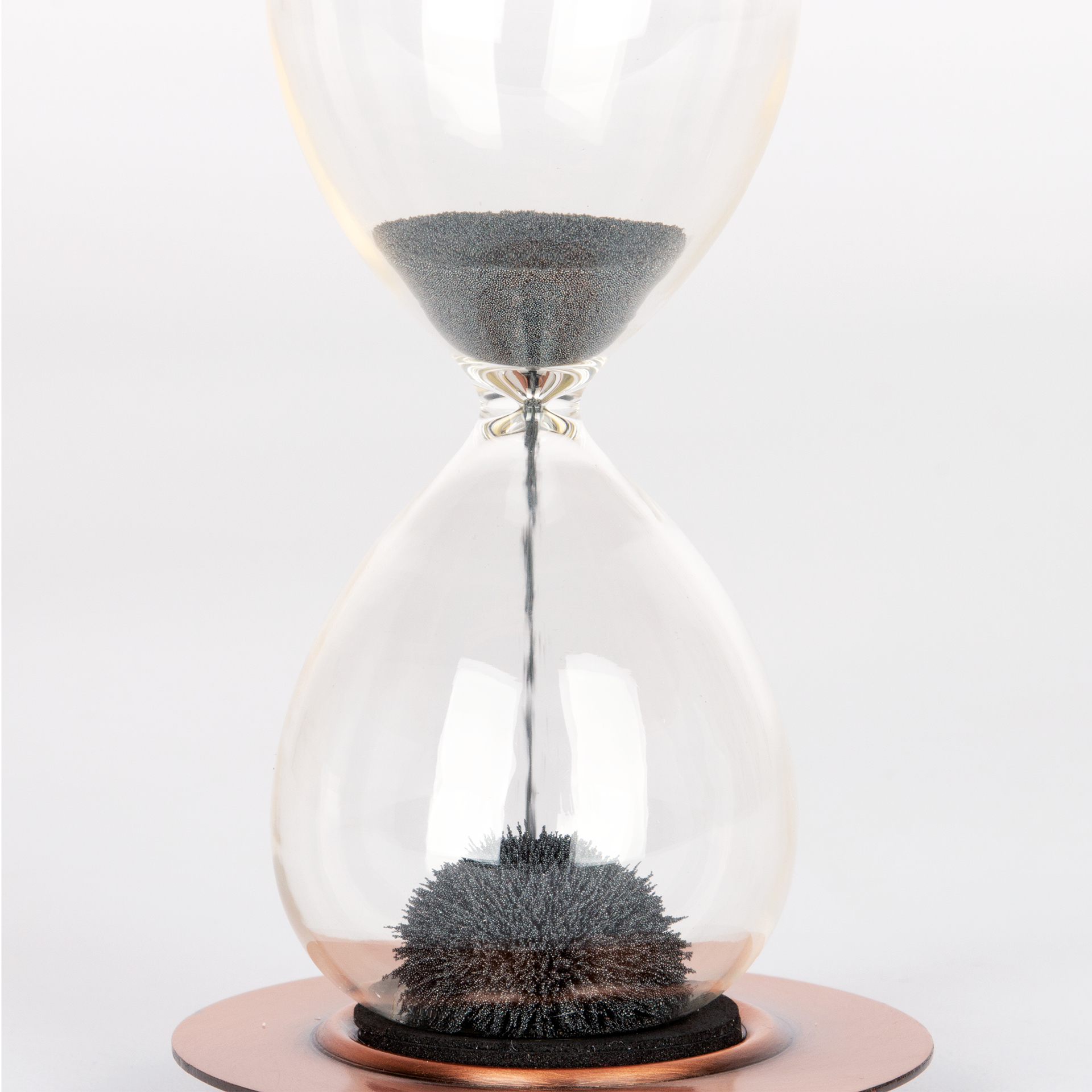 Sanduhr magnetisch, 14 cm hoch, 5,5 cm ø Sanduhr magnetisch, 14 cm hoch, 5,5 cm ø