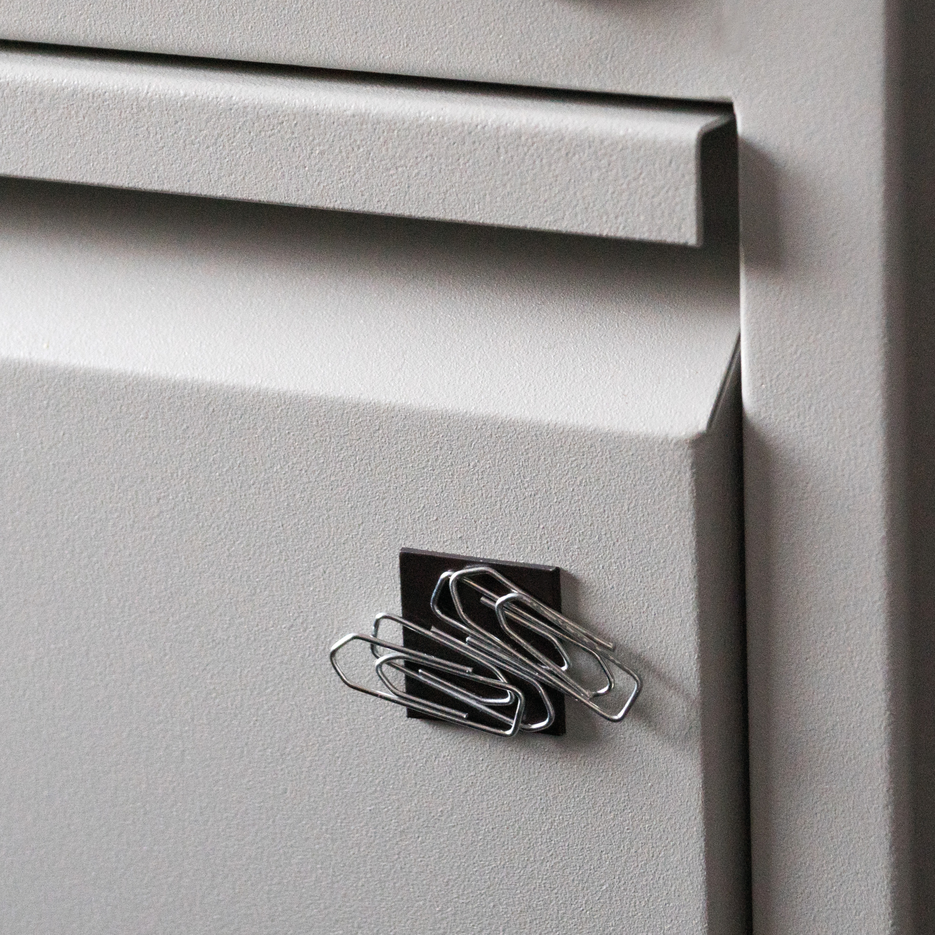 Magnet-Plättchen selbstklebend, 15x15 mm, 91 Stück