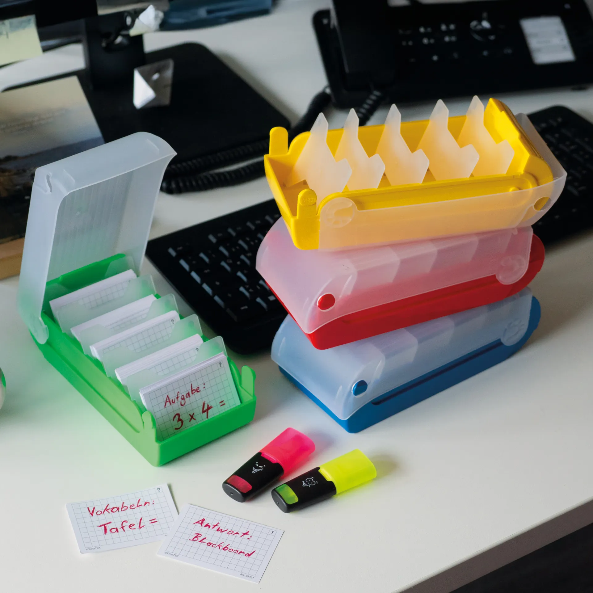 Flitsbox A8 kunststof met 100 flitskaarten