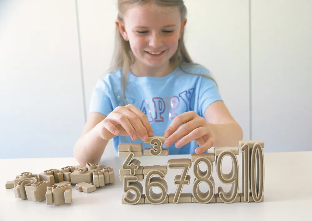 Klassensatz Stapel-Zahlen naturfarben, 8-tlg., in Stapel-Box