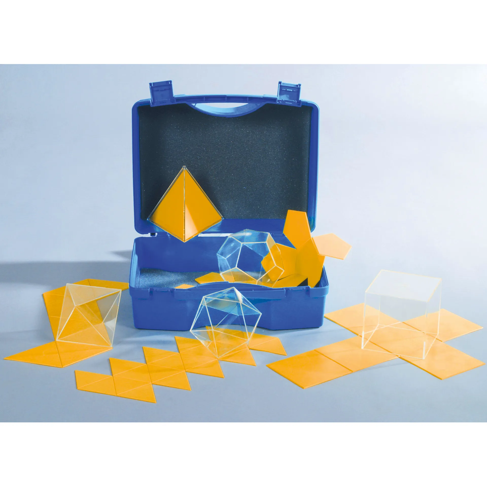 Platonische lichamen met vlakafwikkeling in koffer, 5-delige set