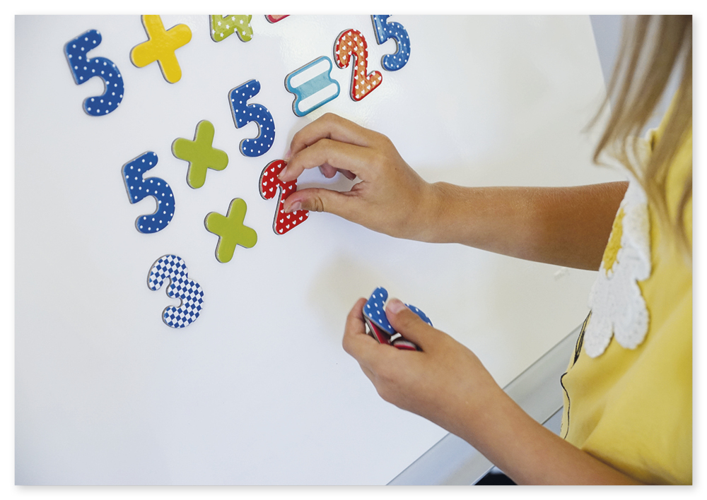 Cyfry magnetyczne w pudełku, ok. 45x45mm, 90szt.