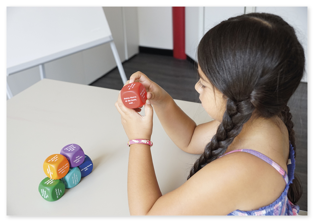 Skumkuber 6 delar tyska "Geschichten", 4 cm