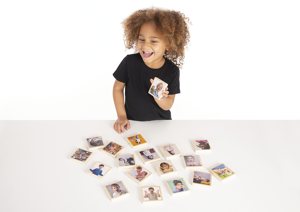 Holztäfelchen "Emotionen", 18-tlg.