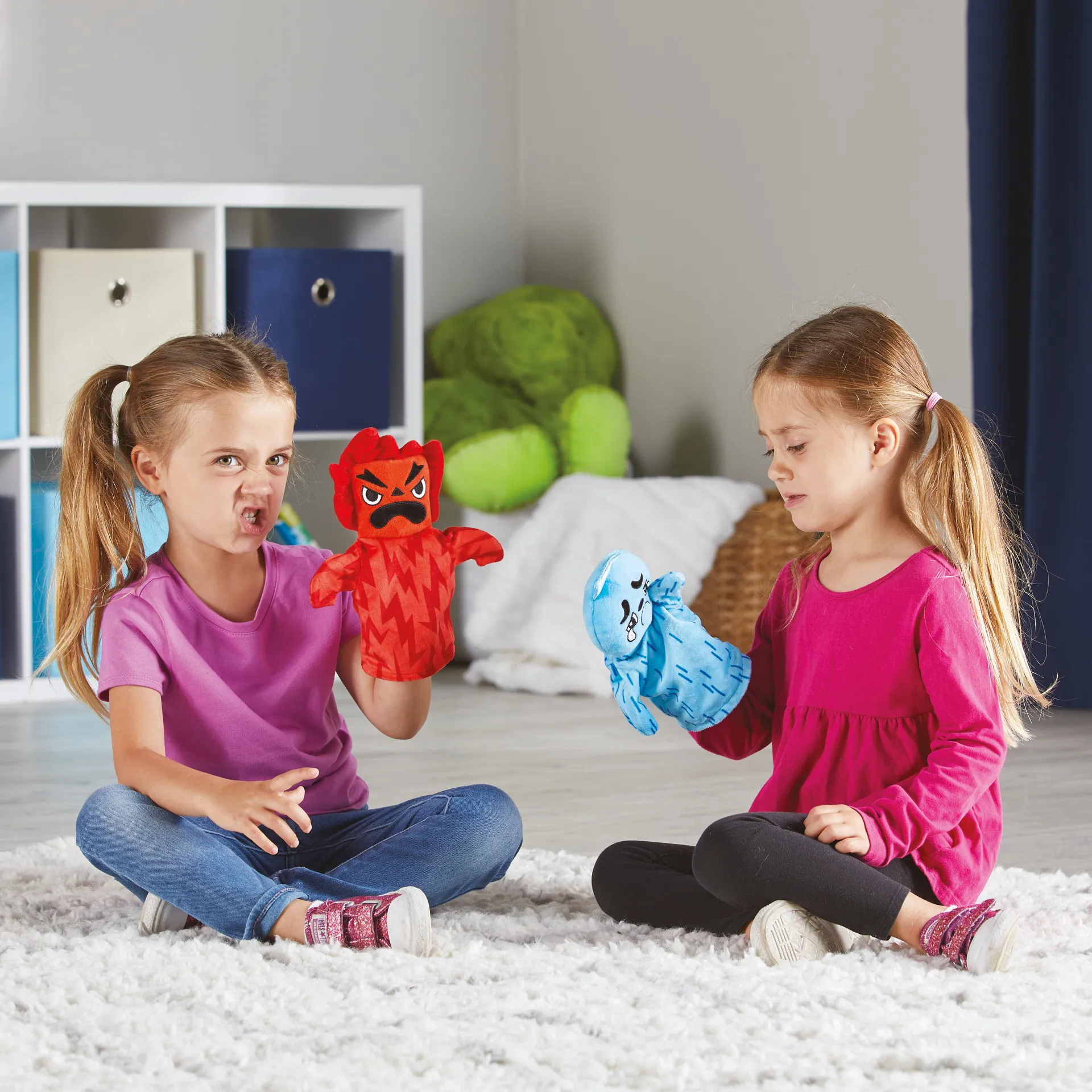 Set de 5 marionnettes « Émotions »