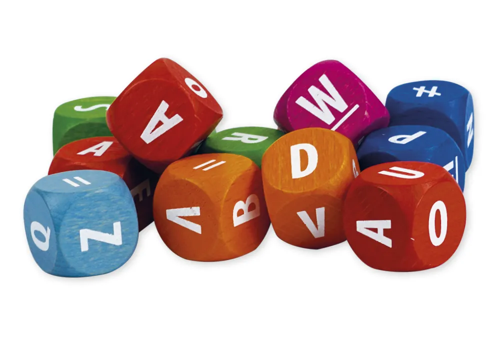 Set de zaruri "Rolling cubes" ABC, 13 piese, din lemn, în cutie